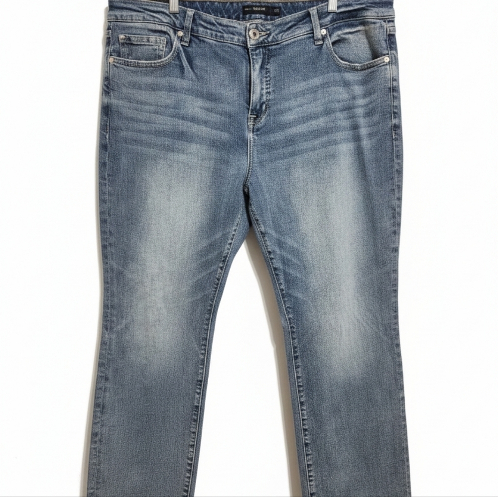 Stylish Blue Boot Cut Women's Jeans